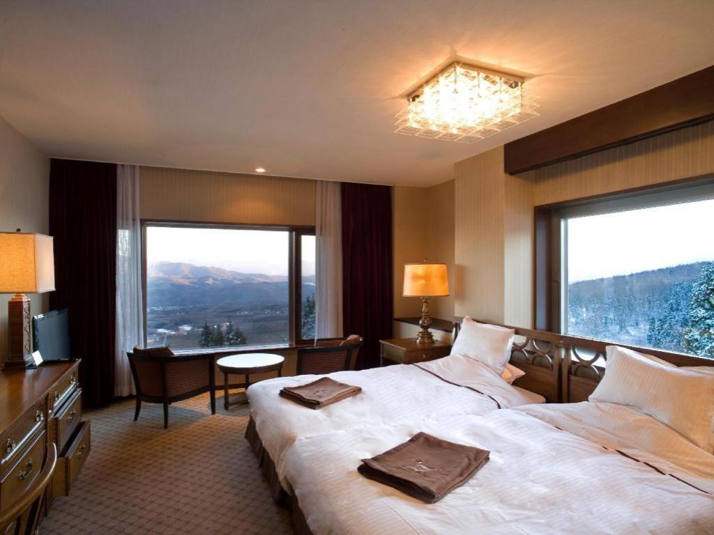 Akakura Kanko Hotel Myoko Exterior photo